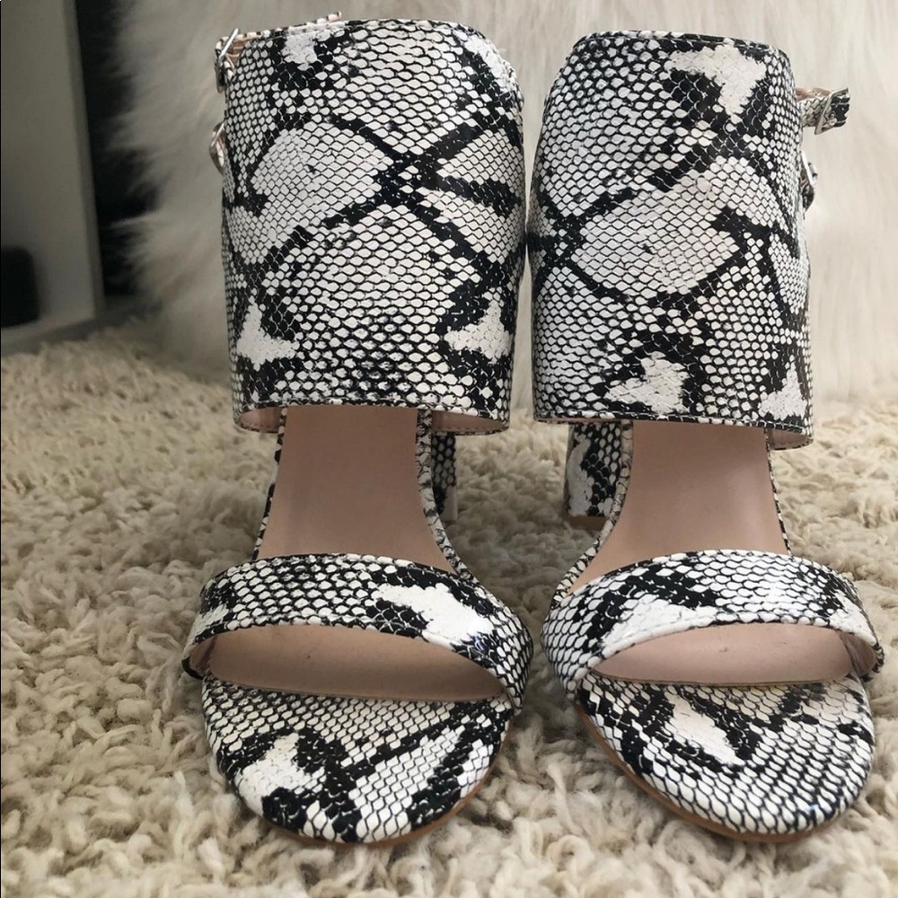 SnakePrint Heels